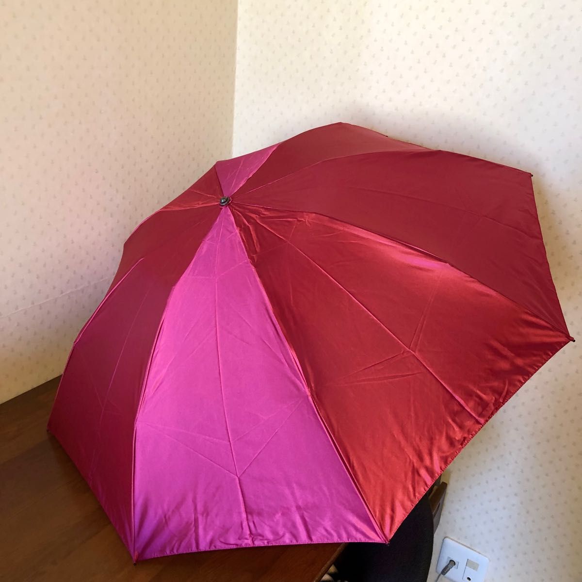 ★新品・タグ付き★HANWAY　ハンウェイ　晴雨兼用　雨傘　折りたたみ　紫外線防止加工　UV加工　