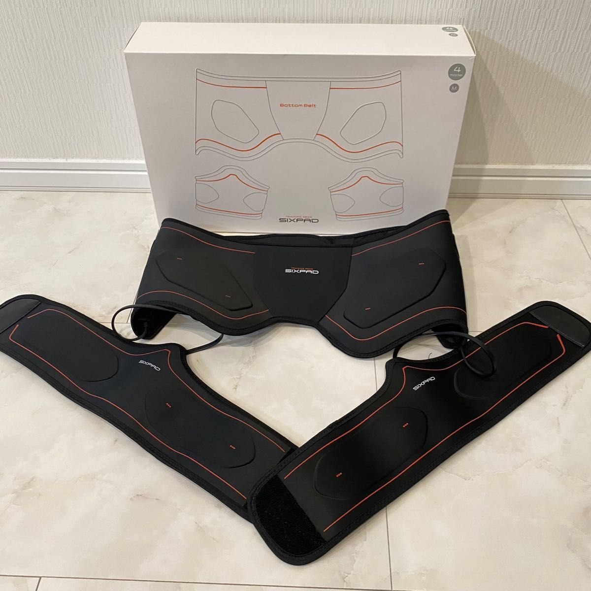 美品 シックスパッド ボトムベルト 脚トレ トレーニング EMS 美品 シックスパッド ボトムベルト 脚トレ トレーニング EMS