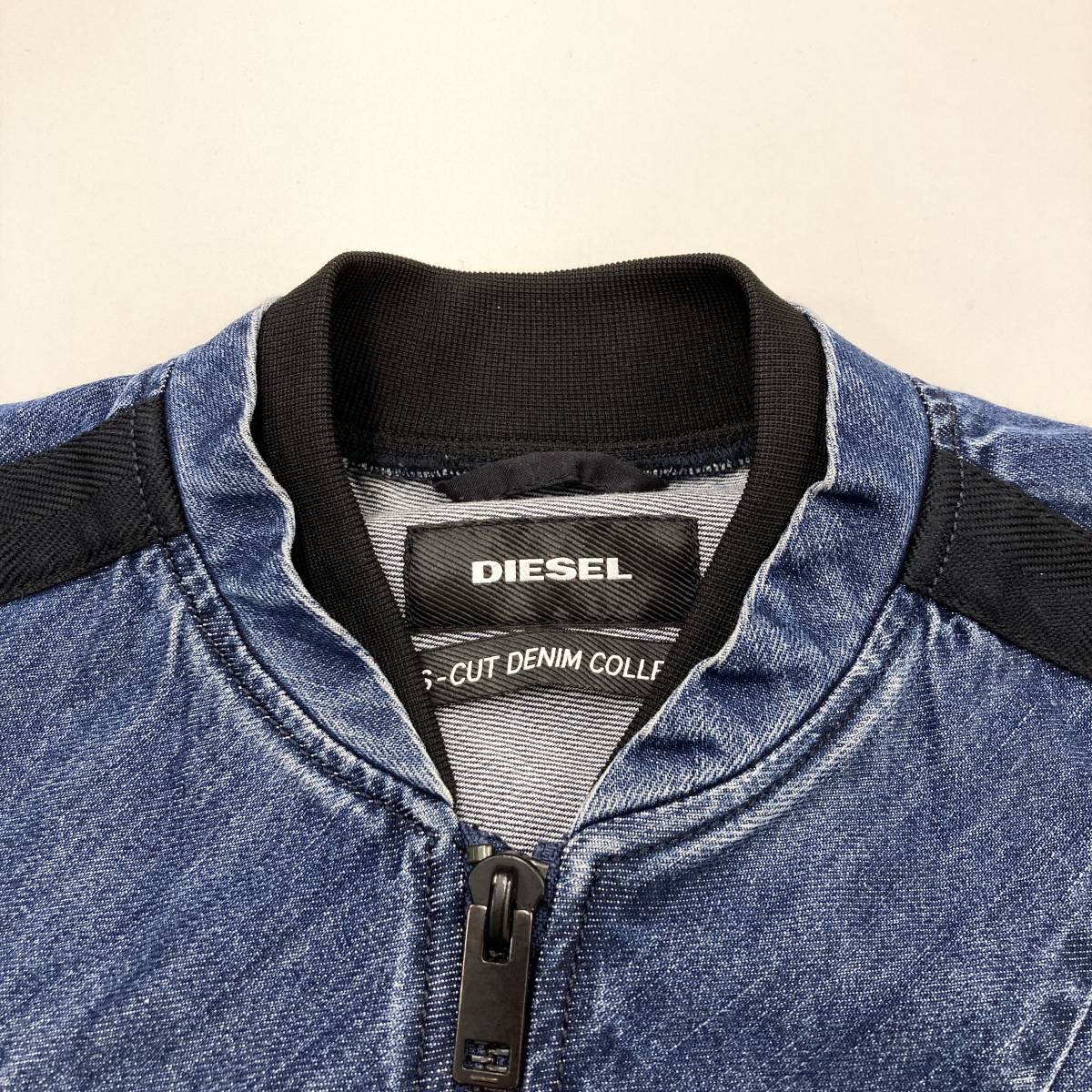 DIESEL 30th 限定 BIAS CUT DENIM COLLECTION デニム ボンバージャケット メンズ Sサイズ ディーゼル ブルゾン MA-1 3060276_画像6