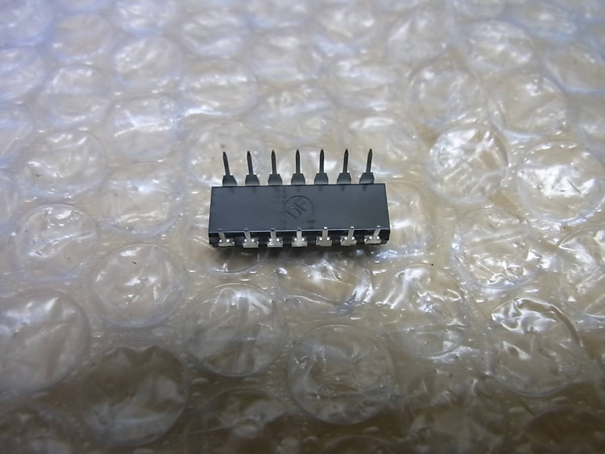 新品未使用！IC　DIP形状 ビデオスーパーインポーザ　NJM2207D 有鉛品 2207D 400個纏めて_画像5