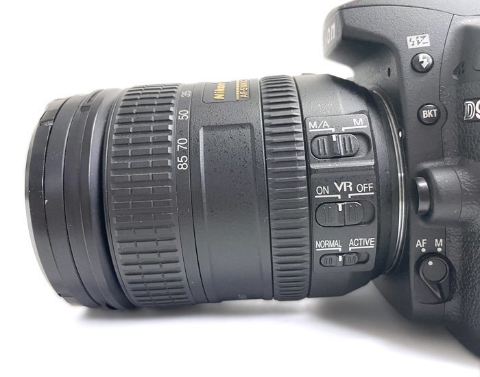 Nikon ニコン D90 デジタル一眼レフカメラ デジカメ ボディ レンズ AF-S NIKKOR 16-85mm 1：3.5-5.6G ED 純正ストラップ付 通電確認済_画像6