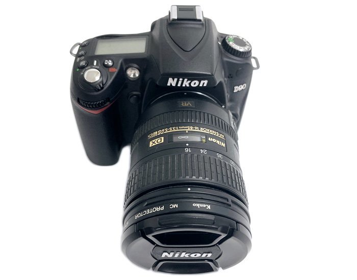 Nikon ニコン D90 デジタル一眼レフカメラ デジカメ ボディ レンズ AF-S NIKKOR 16-85mm 1：3.5-5.6G ED 純正ストラップ付 通電確認済_画像4