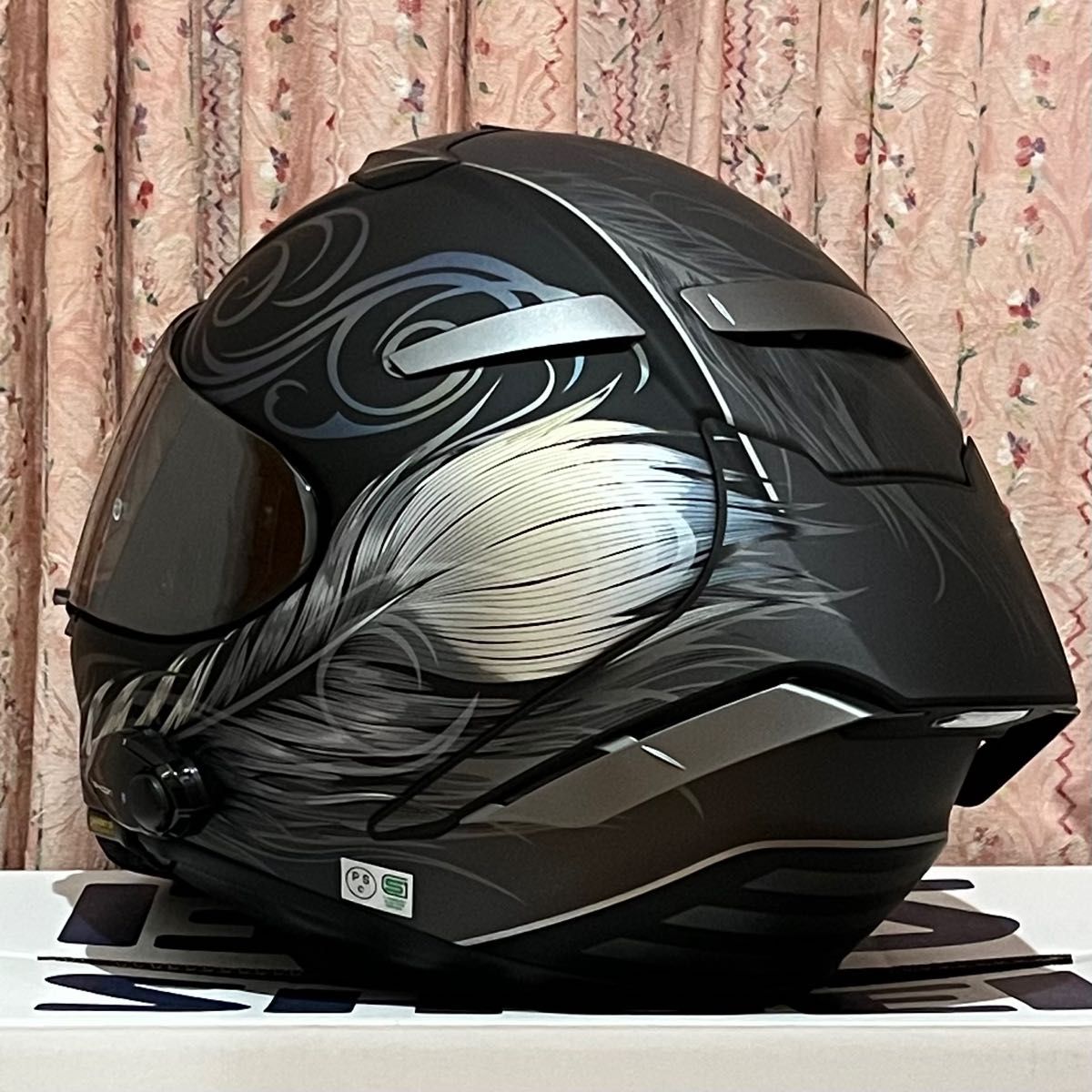 SHOEI X-Fourteen X-14 KUJAKU(クジャク)シールド2枚付 & B+ SHOEI X-Fourteen X-14 KUJAKU(クジャク)シールド2枚付 & B+