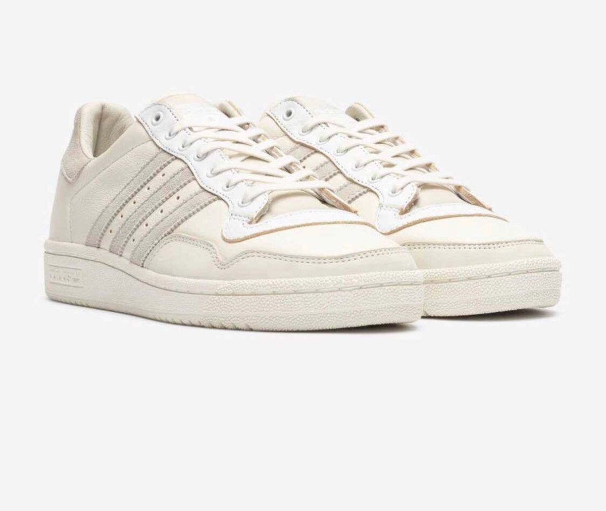 【限定販売】sns x adidas Originals HRLM