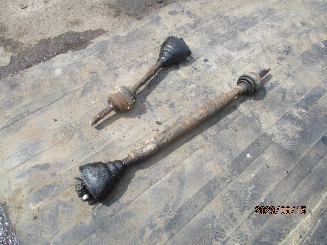 (0177)FIAT X1/9 drive shaft left right 