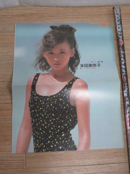  постер / булавка nap# Honda Minako еженедельный Play Boy Showa 62 год 32.5×25.5 см 