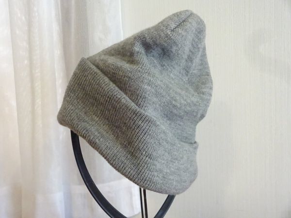 ■ ADVISORY ■韓国製　レディース・メンズ　灰色帽子　ニット帽　サイズ５７cm〜５９cm　キャップ　帽子_画像3