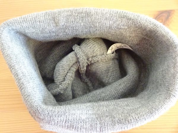 ■ ADVISORY ■韓国製　レディース・メンズ　灰色帽子　ニット帽　サイズ５７cm〜５９cm　キャップ　帽子_画像7