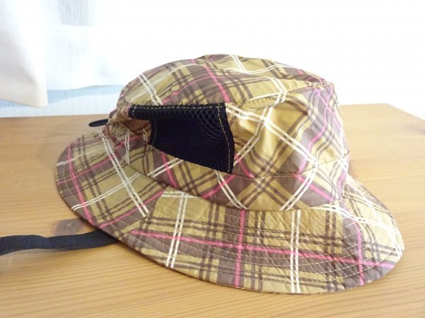 ◆Rob Classic ◆キッズ帽子　サハリハット　ベージュ　チェック柄　サイズ５６cm　キャップ　帽子　チャック付　ナイロン_画像5