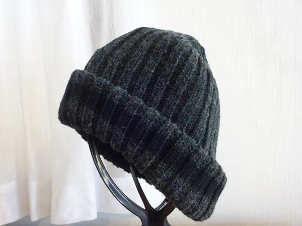 ◆ Thinsulate◆キッズ・大人　男の子　灰色帽子　編み込みニット帽　サイズ５６cm〜５８cm　キャップ　帽子　ウール使用_画像2
