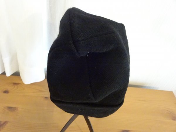 E UNIQLO F ユニクロ　ヒートテック 黒色帽子　ニット帽　スタイルハット サイズ５６cm〜５８cm　キャップ　帽子　ウール使用_画像4