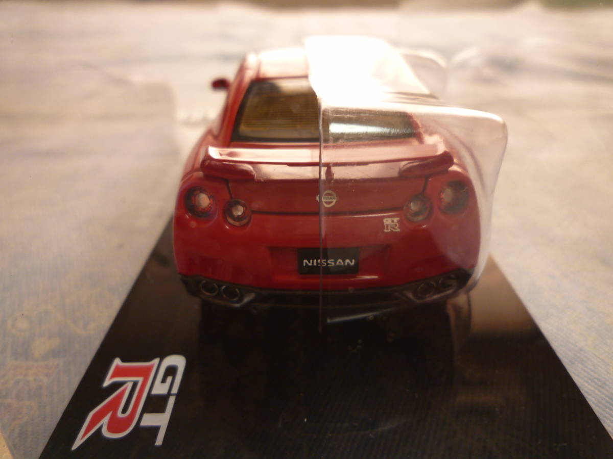 日産純正） 日産 GT-R (R35) high (Vibrant Red) #A54-