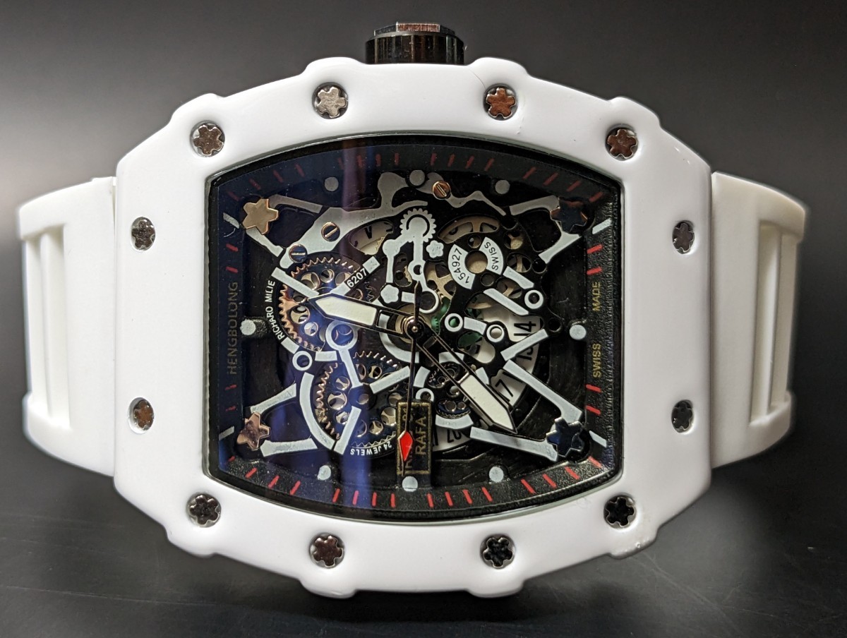 新品 腕時計 リシャールミルtype クオーツ オマージュウォッチ ラバー トノー ホワイト ラグジュアリー_画像6
