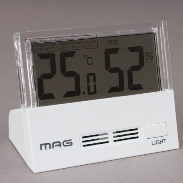 新品 MAG デジタル温度湿度計 シースルー TH-108 WH-Z ノア精密株式 ライト付き 温度計 湿度計 コンパクト ＃60※4608_画像4