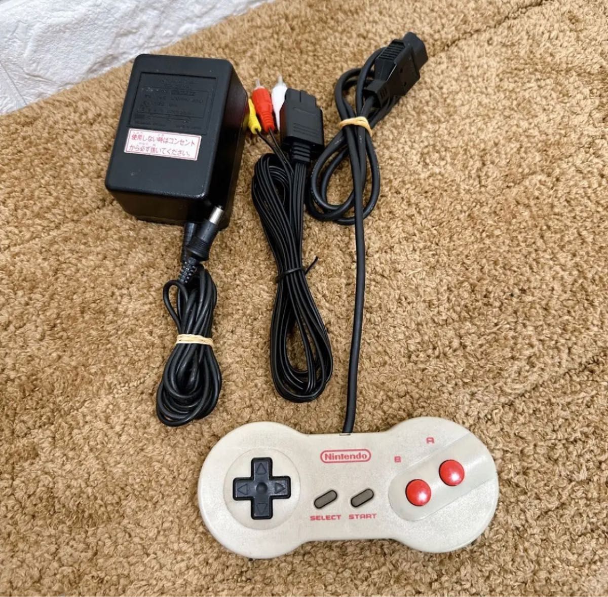 【動作OK！】ニューファミコン 本体一式 すぐ遊べる