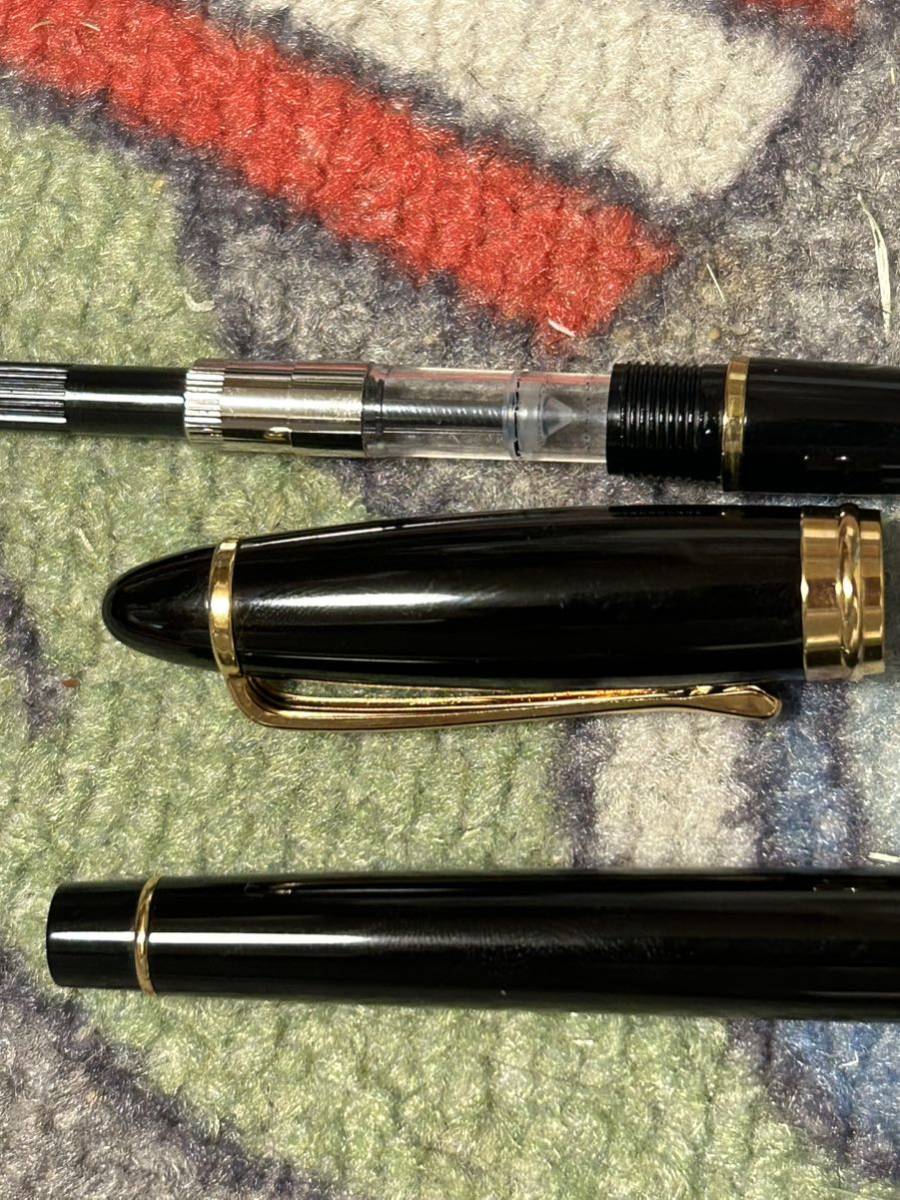  Aurora Epsilon black fountain pen ( used )