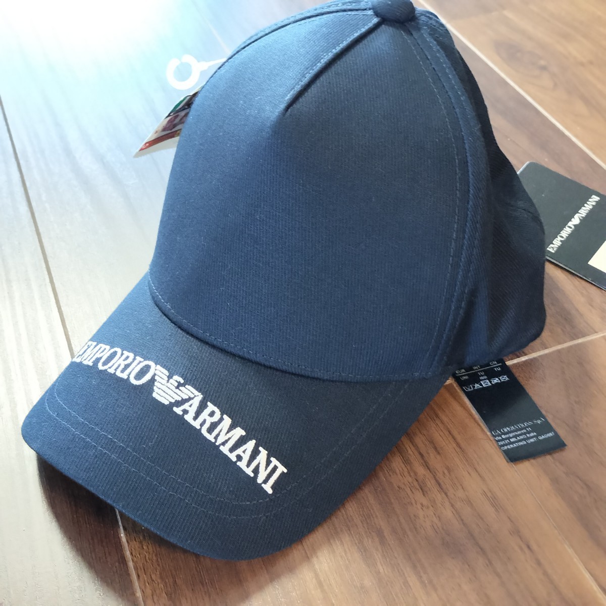 EMPORIO ARMANI(エンポリオアルマーニ)18ビックロゴキャップ、帽子新品