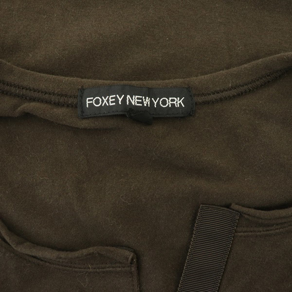 フォクシーニューヨーク FOXEY NEW YORK カットソー Tシャツ 半袖 ラインストーン キーネック ストレッチ 42 茶 ブラウン 19828の画像3