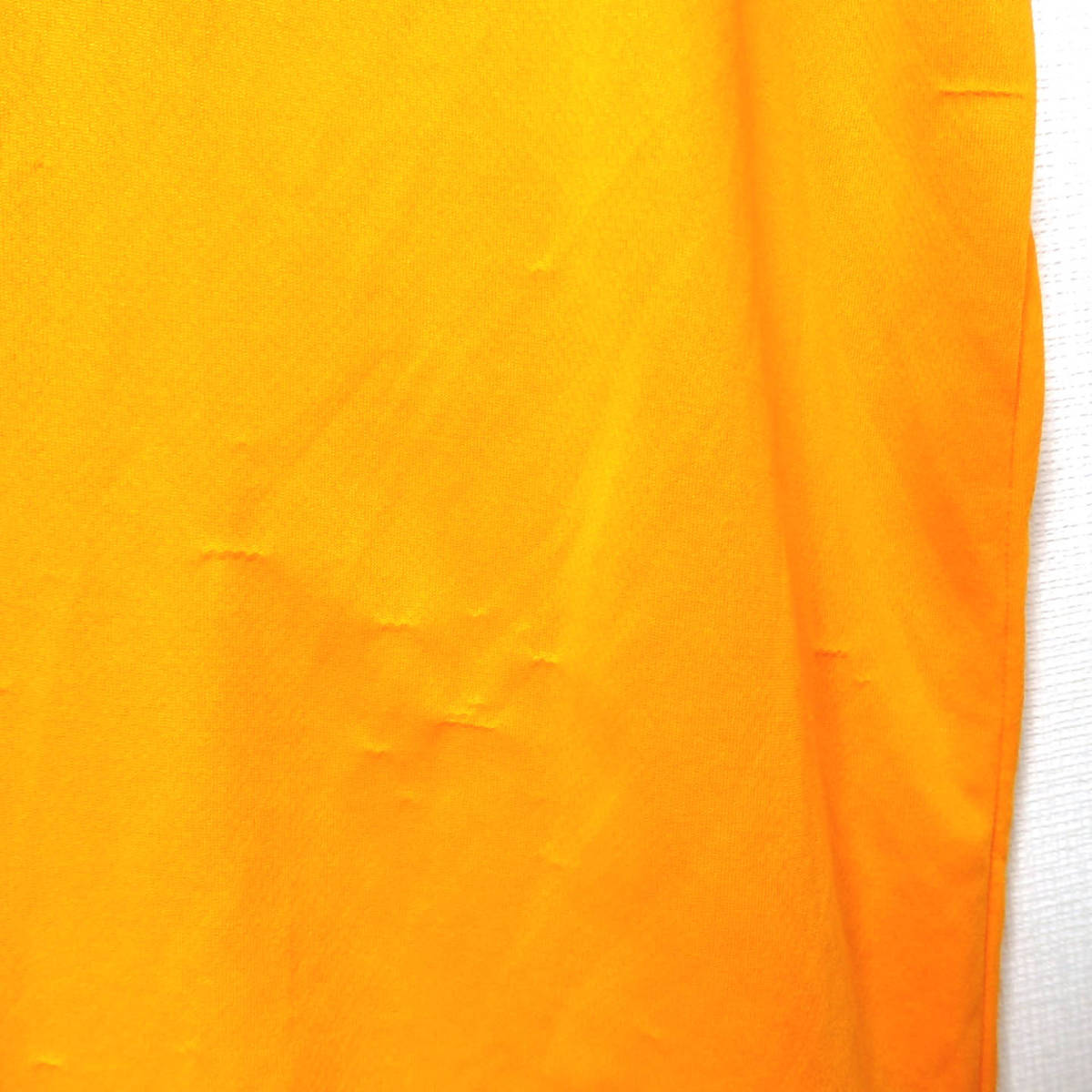 【送料無料】読売ジャイアンツ×アンダーアーマー応援ユニフォーム２枚セット/オレンジ　水色　傷あり_画像8