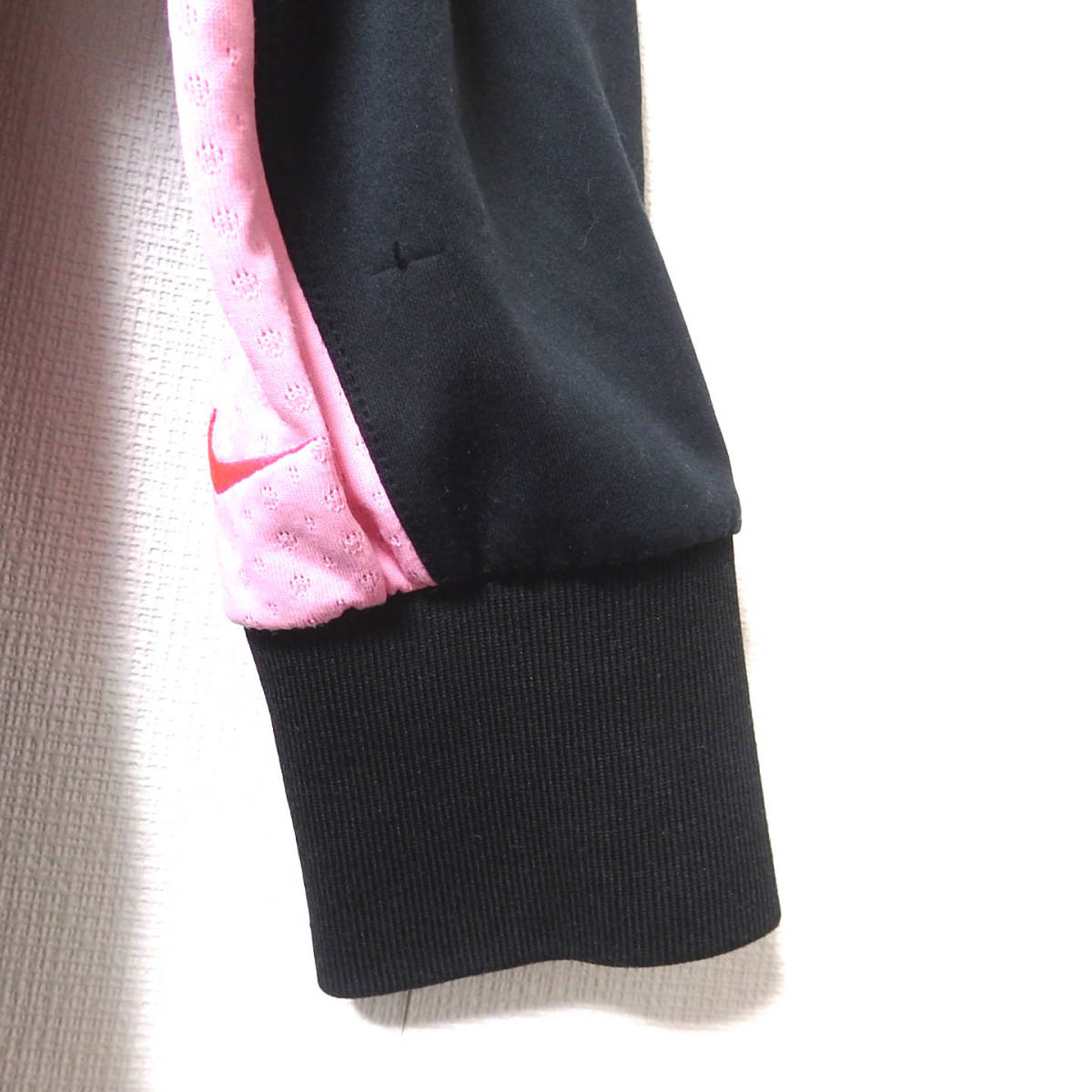 ナイキジャージ上下/セットアップ WOMEN'S レディース Lサイズ ナイキジャージ上下/セットアップ WOMEN'S レディース Lサイズ