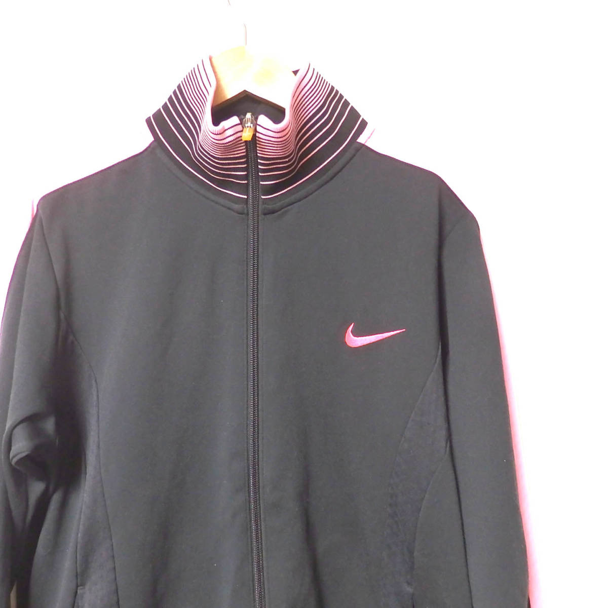 ナイキジャージ上下/セットアップ WOMEN'S レディース Lサイズ ナイキジャージ上下/セットアップ WOMEN'S レディース Lサイズ