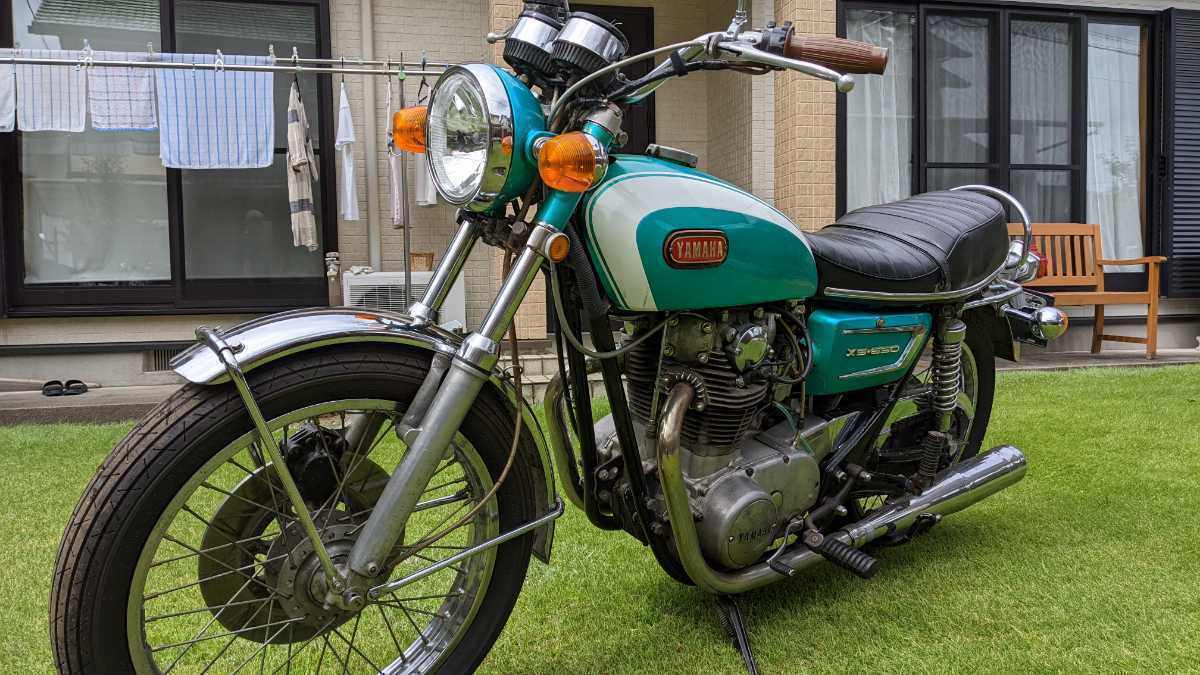 ヤマハ　XS650E YAMAHA　初年度登録1972年　実働品　小綺麗な車体です　_画像4