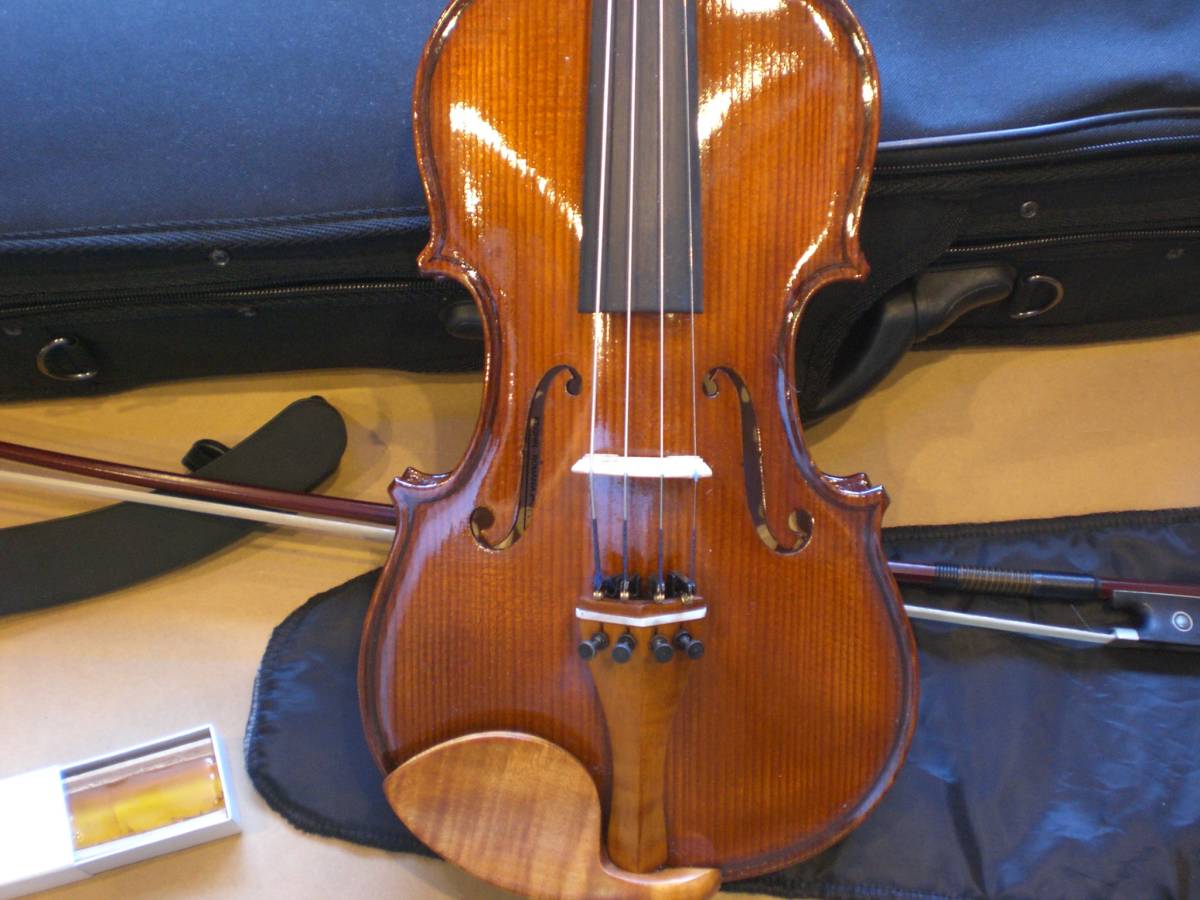 美品★GLOLIA VIOLINS★1/2 Model Gloria 2★ヴァイオリン ケース付き★弦楽器 グロリア ルーマニア バイオリン スチューデント_画像3