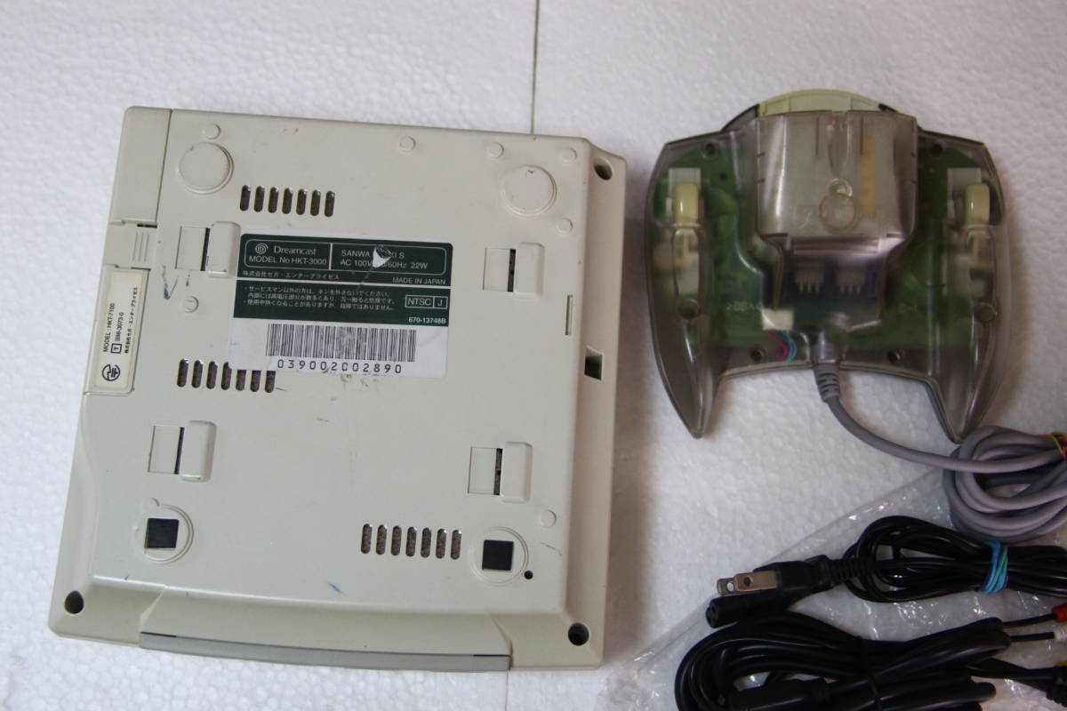 セガドリームキャスト本体セット 890 HKT-3000 電源コード/AV セガドリームキャスト本体セット 890 HKT-3000 電源コード/AV