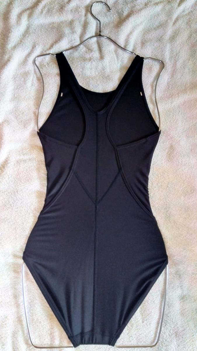 Speedo(スピード) 黒 競泳水着 Sサイズ 即決1800円送料込み Speedo(スピード) 黒 競泳水着 Sサイズ 即決1800円送料込み