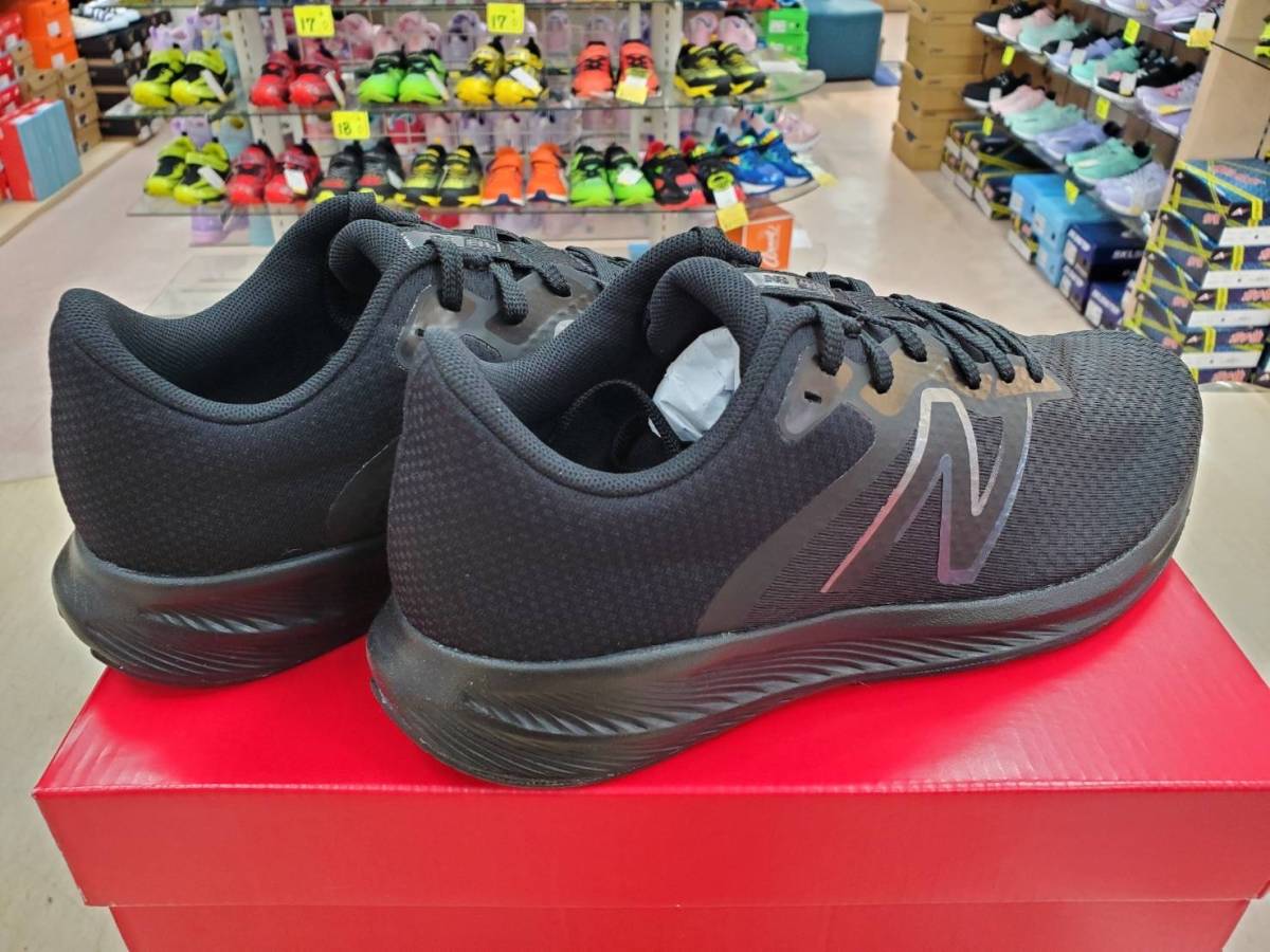 新品即決27.5cm★NewBalanceニューバランス M413 LK2 メンズ ランニングシューズ★ジョギング 運動靴 トレーニング 人気定番モデル★ _画像3