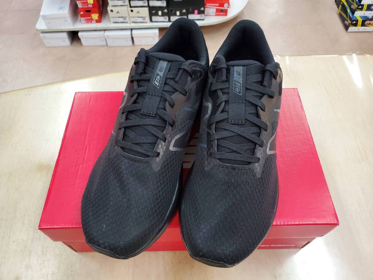 新品即決28.0cm★NewBalanceニューバランス M413 LK2 メンズ ランニングシューズ★ジョギング 運動靴 トレーニング 人気定番モデル★ _画像2