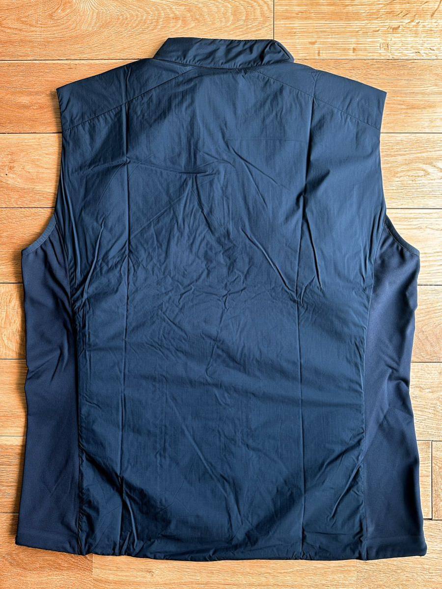 【2023 国内正規 新品】ARC'TERYX Atom Vest Men's Black Sapphire XL アークテリクス アトム ベスト 中綿 コアロフト ネイビー 紺色_画像3
