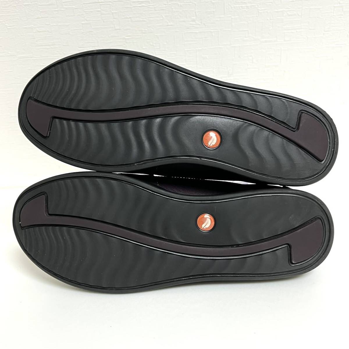 Clarks クラークス Un Kinsley アンキンズリー オーバジーンレザー