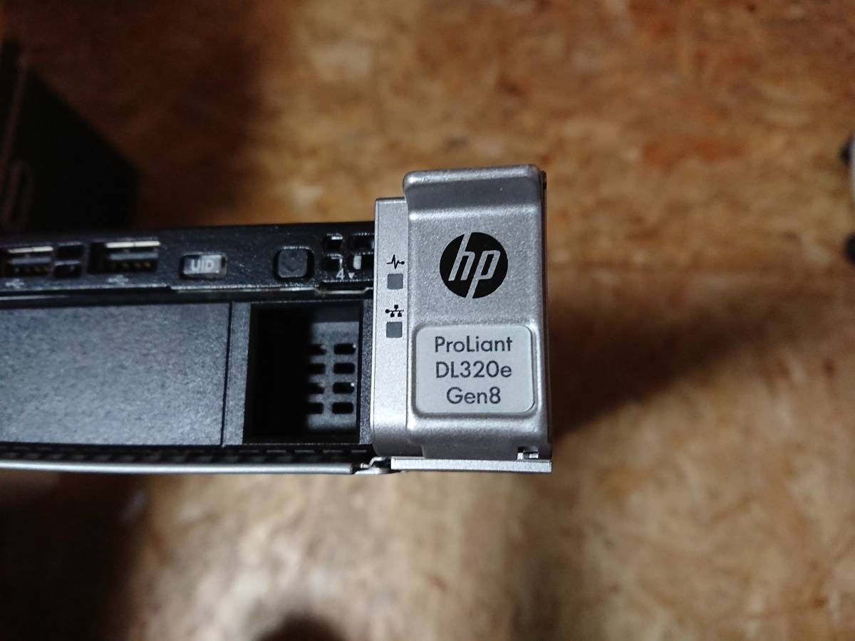 l【ジャンク】HP ラックマウントサーバー ProLiant DL320e Gen8 675597-B21 ③_画像4