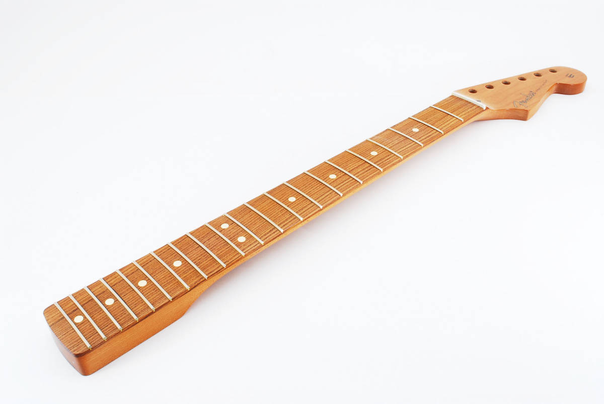  новый товар 0990503920 Fender Roasted Maple Standard Series Replacement Stratocaster Neck - Pau Ferro Fingerboard крыло оригинальный детали 