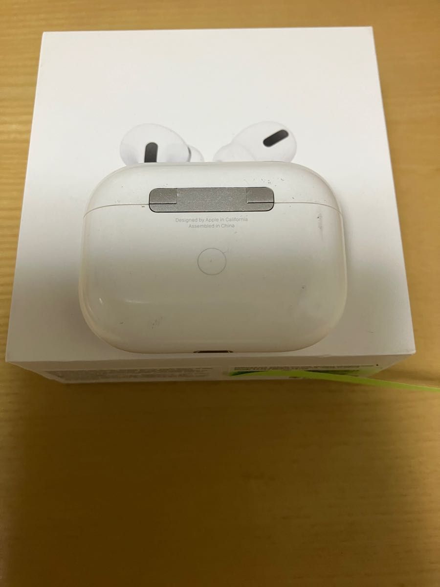 エアーポッズプロ第一世代　MWP22J／A　AirPods　Pro第1世代です。本体と箱とイヤーチップ付きです。