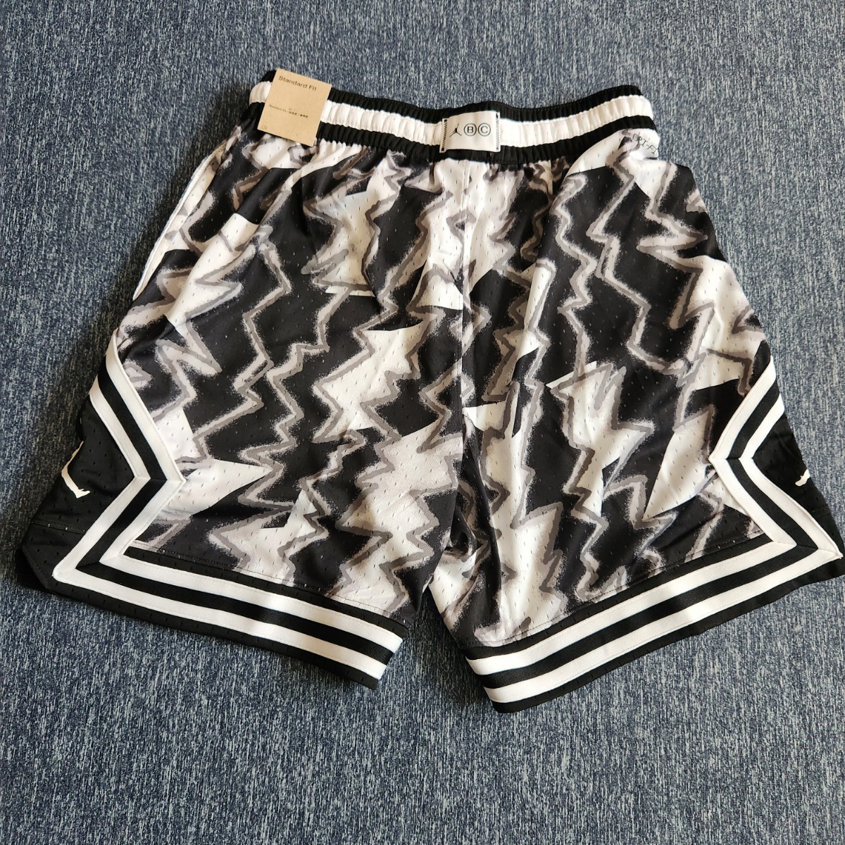 新品/未使用【ジョーダンJordanハーフパンツ バスケットパンツ2XL】3LバスパンXLショートパンツ短パンpsgナイキNIKEジョーダンブランド黒LL