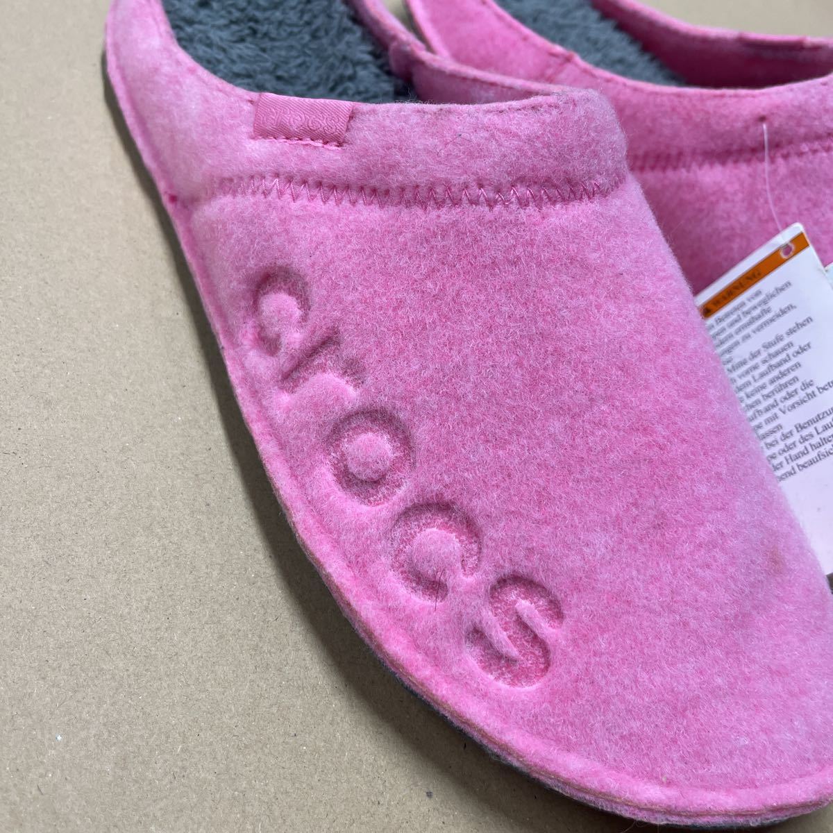 crocs バヤ スリッパ 205917-669 サイズ26センチ 未使用 ピンク baya slpper ボア フリース ルームシューズ クロックス_画像2