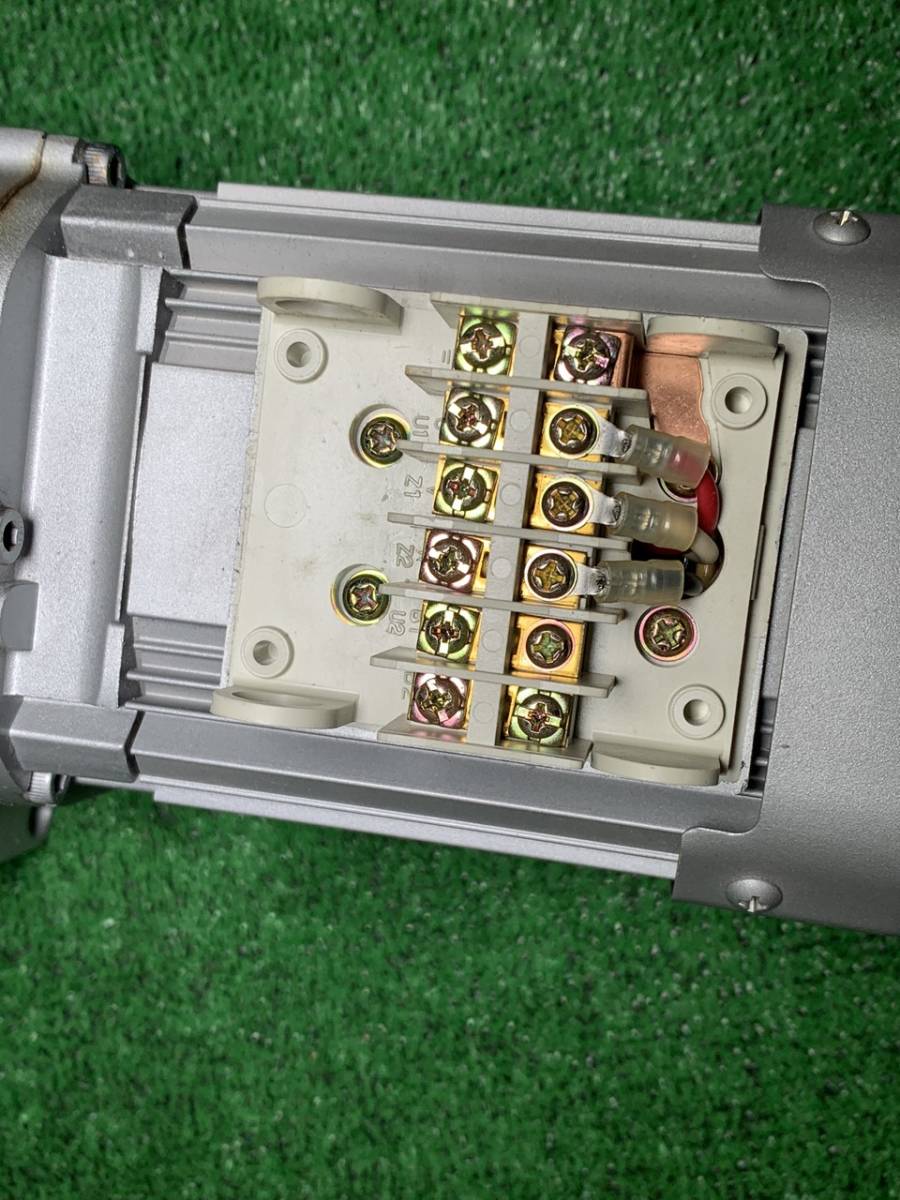 三菱電機 ギヤードモータ GM-SF 0 2kw 1 10 三相200V 中古品 ① 三菱電機 ギヤードモータ GM-SF 0 2kw 1 10 三相200V 中古品 ①