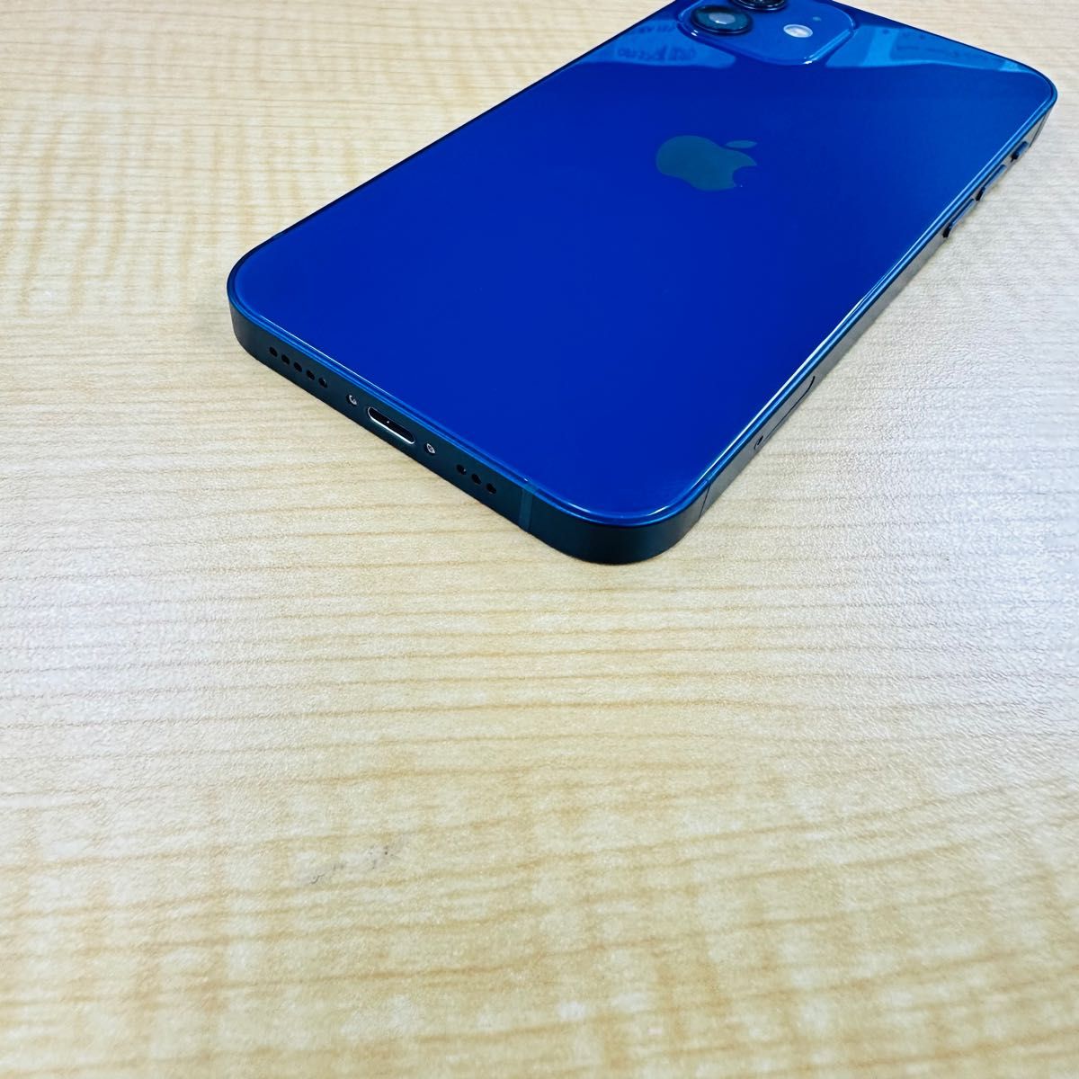 Apple iPhone 12 64GBブルー SIMフリーバッテリー100% ほぼ未使用