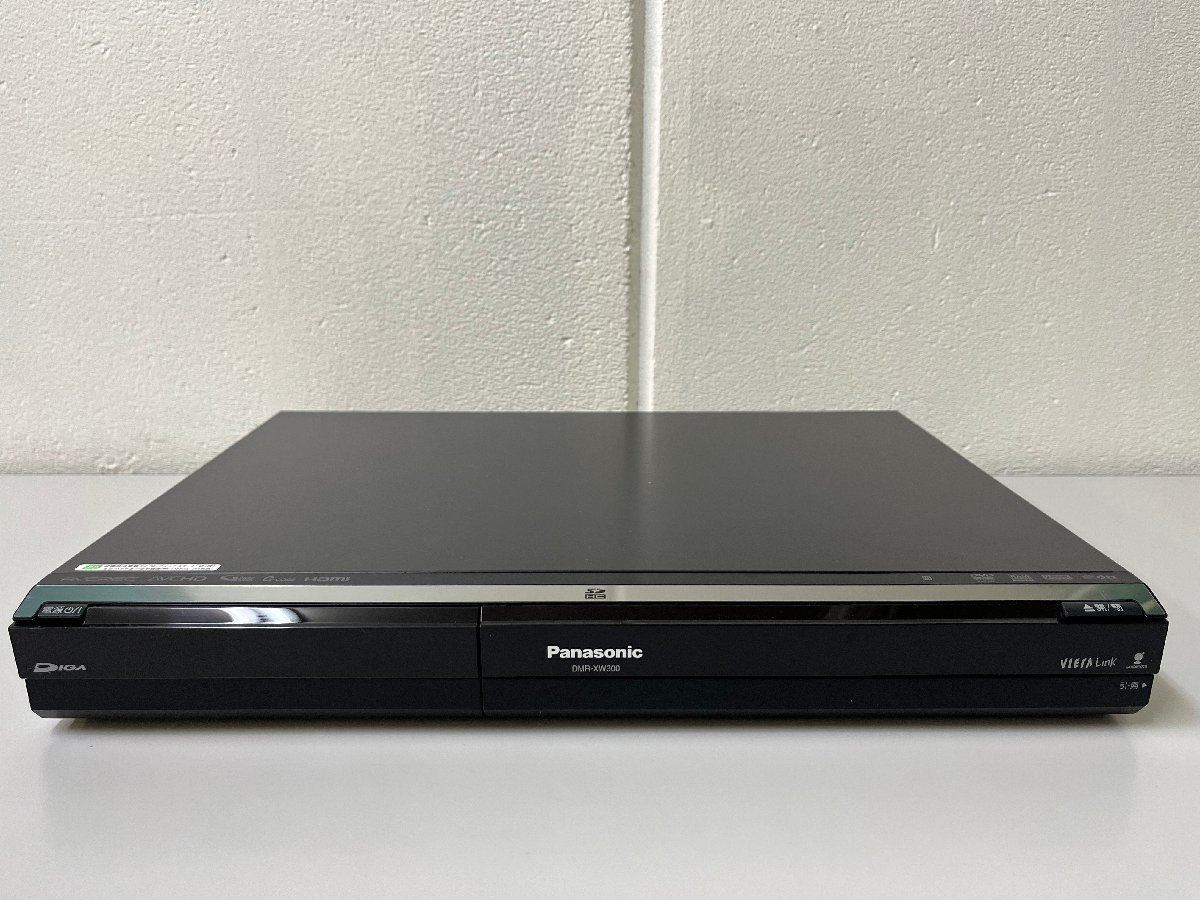 芸能人愛用 中古品 パナソニック Panasonic 型名DMR-XW300 DMRXW300