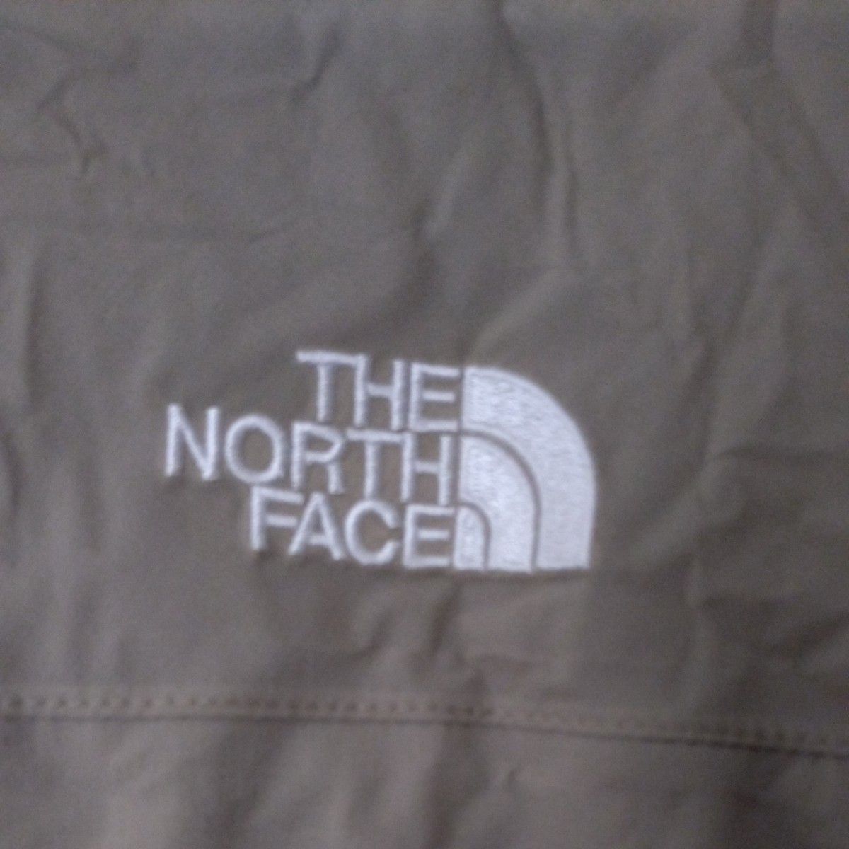 THE NORTH FACE ナイロンパーカー