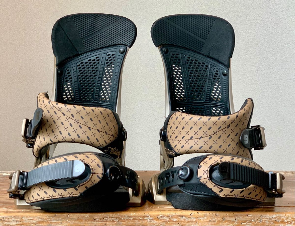 BURTON バートン MALAVITA バインディング EST サイズS 2014年 BURTON バートン MALAVITA バインディング EST サイズS 2014年