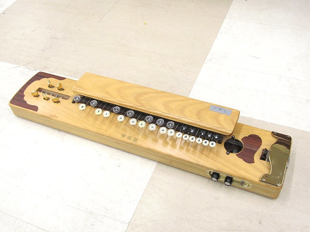 * кото .. Taisho koto Yamato 5 струна традиционные японские музыкальные инструменты жесткий чехол * тюнер * кабель приложен б/у товар рабочее состояние подтверждено 