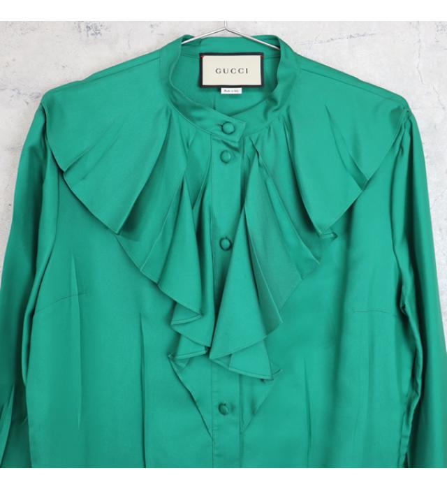 [ wide tail shop ] Gucci GUCCI with corsage . silk blouse green size44