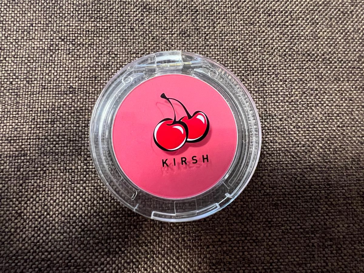 チーク　KIRSH×TONYMOLY