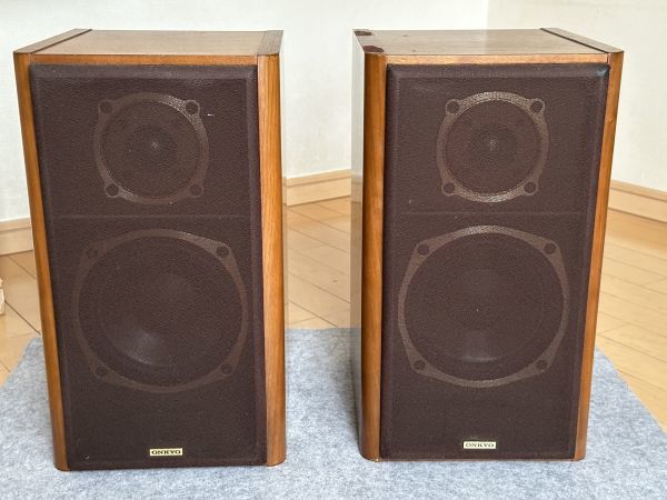 人気を誇る D-500 Liverpool オンキョー ONKYO (シリアル同番号