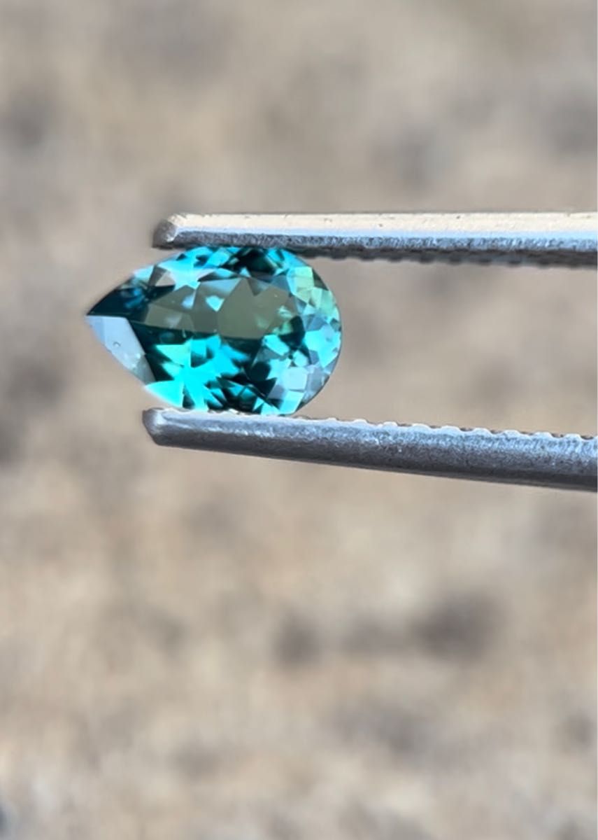 コーネルピン(ブルー) 0.54ct