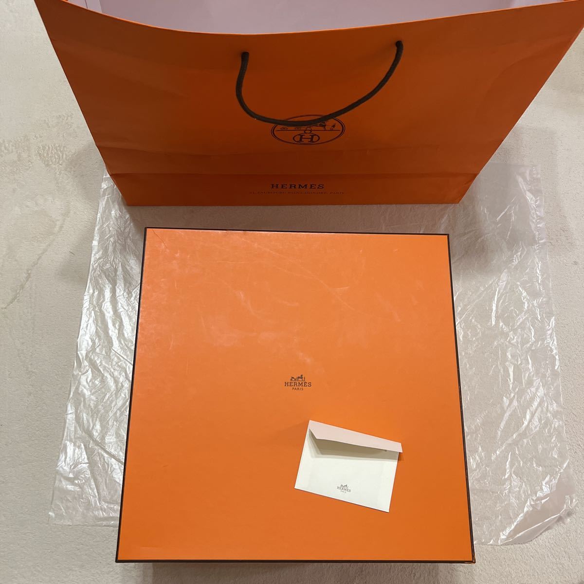 エルメス　バッグ　空箱　42.5×42.5×20 HERMES ボックス　空き箱　箱　化粧箱　HERMES バーキン　ケリー　ガーデンパーティー 紙袋_画像1