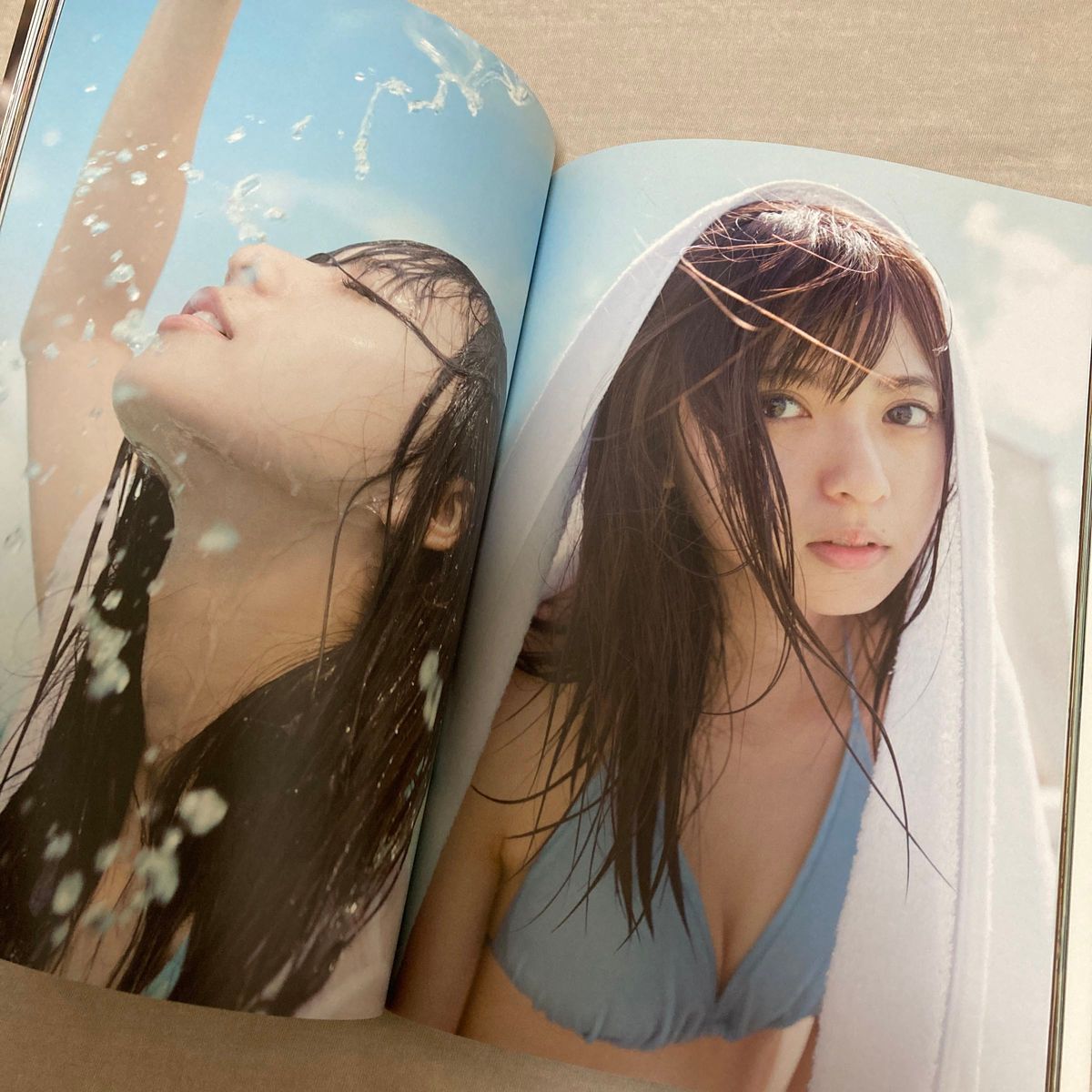 乃木坂46 潮騒 齋藤飛鳥写真集　　　　　　　　　　　　　折り目とかもついておらずほぼ新品でキレイです！